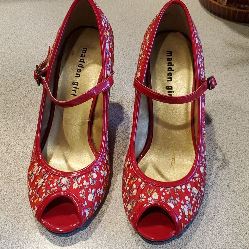 Madden Girl Floral Peeptoe Shoes
